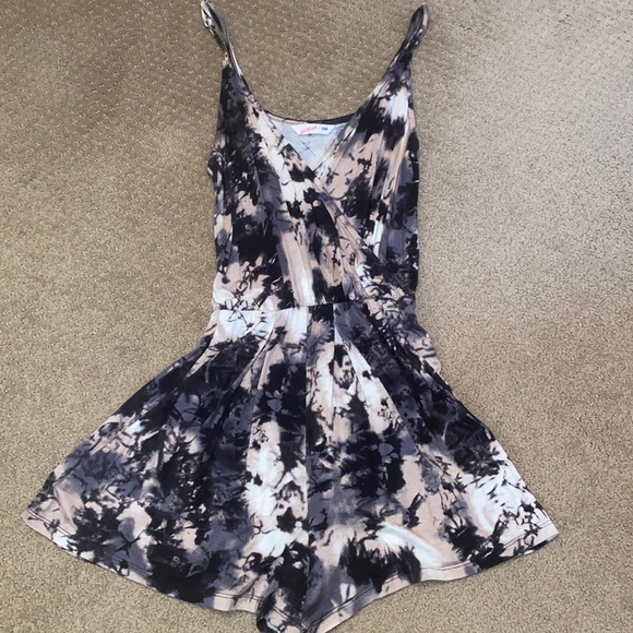 Tie dye Romper - Picture 1 of 2